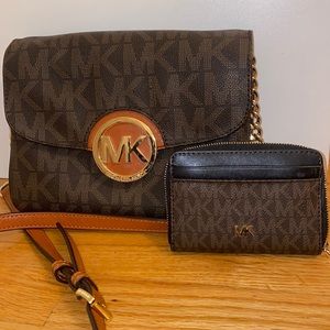 Michael Kora Crossbody Matching Wallet Set